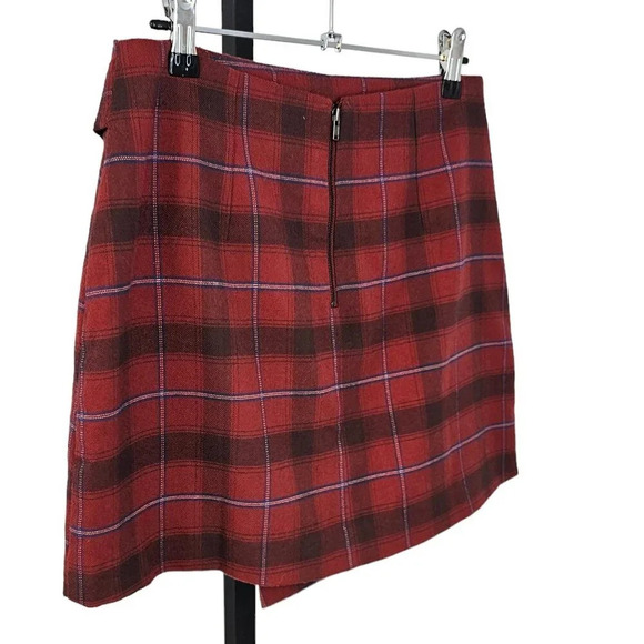 Free People  Tessa Plaid Mini Skirt Size 4 Aysymmetrical Red Lined - Picture 2 of 8